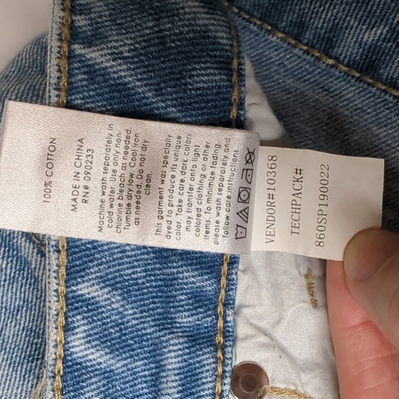 PacSun Ripped Mom Jeans Size 28 High Waist Straight Leg 100% Cotton Light Blue - Picture 12 of 12